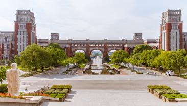 成都市青羊区教育升级，桌面云打造高效课堂