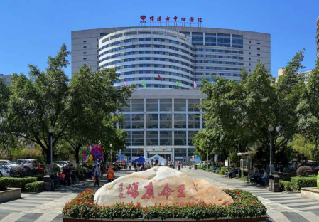 绵阳市中心医院：破局“线缆迷宫”，以光为笔绘就智慧医疗新图景